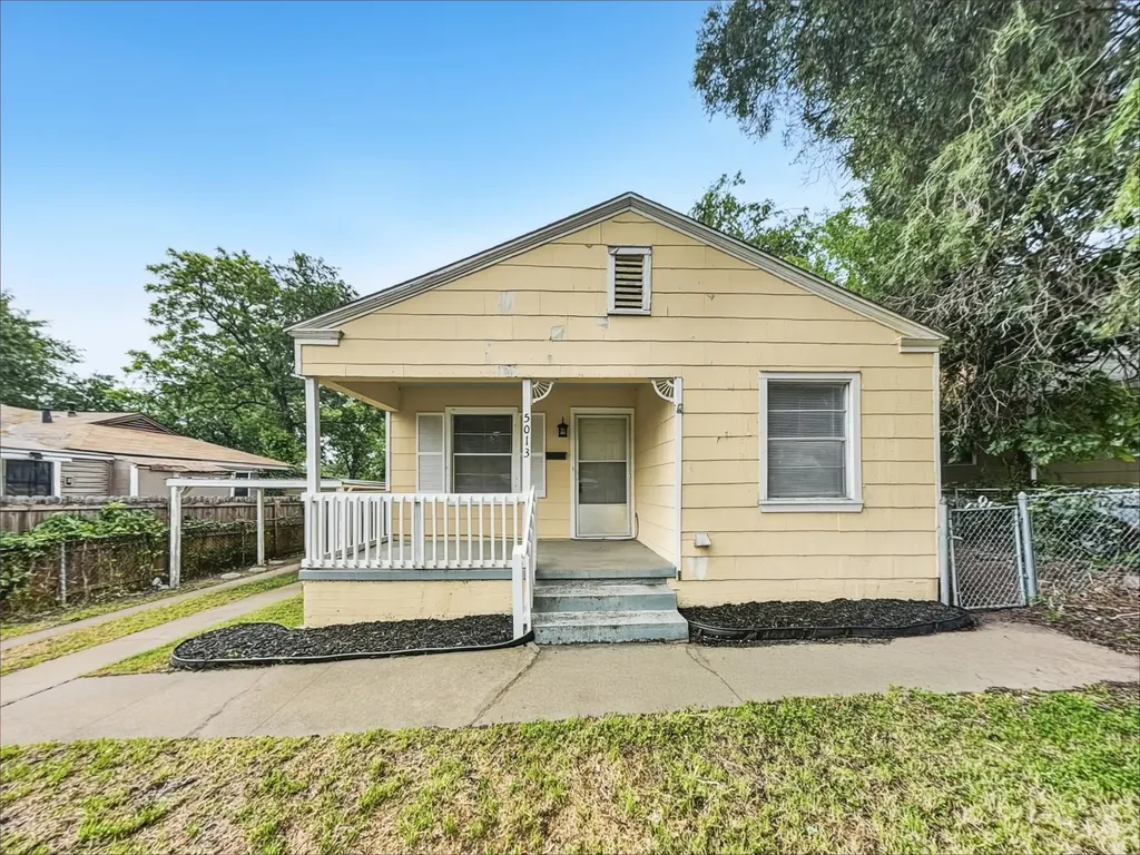 5013 Kessler Road River Oaks TX 76114