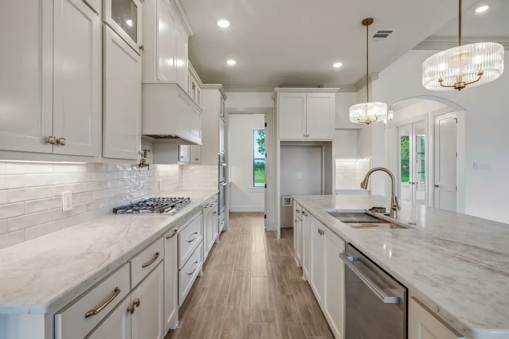 101 Eagle Court Glen Rose TX 76077