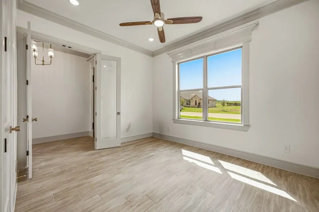 101 Eagle Court Glen Rose TX 76077