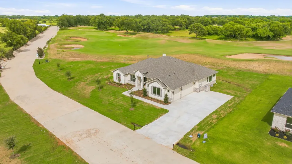 101 Eagle Court Glen Rose TX 76077