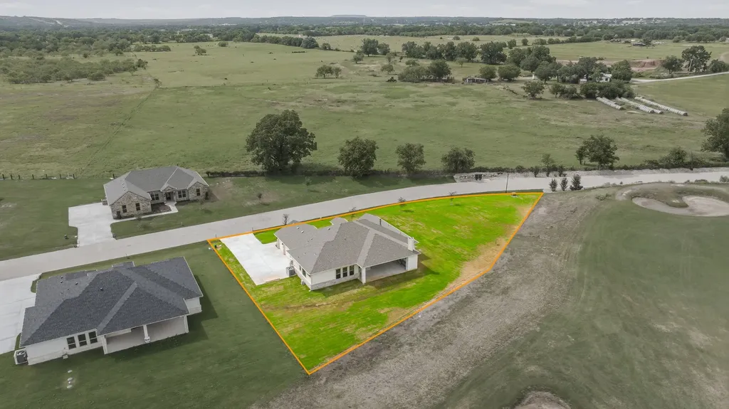 101 Eagle Court Glen Rose TX 76077
