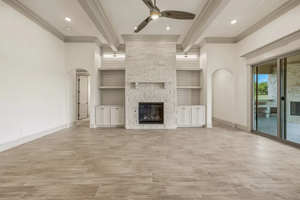 101 Eagle Court Glen Rose TX 76077