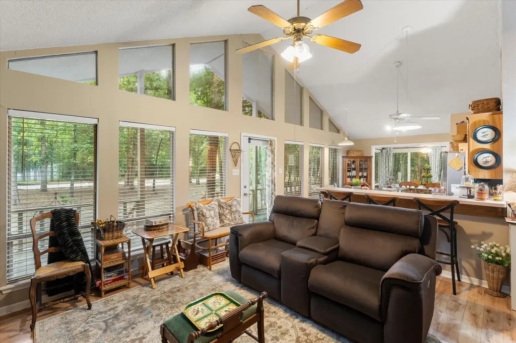 177 Woodfern Glen Holly Lake Ranch TX 75765