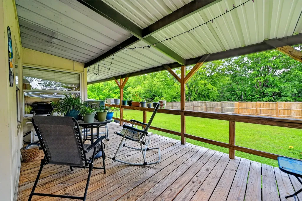 111 Vz County Road 2806 Mabank TX 75147
