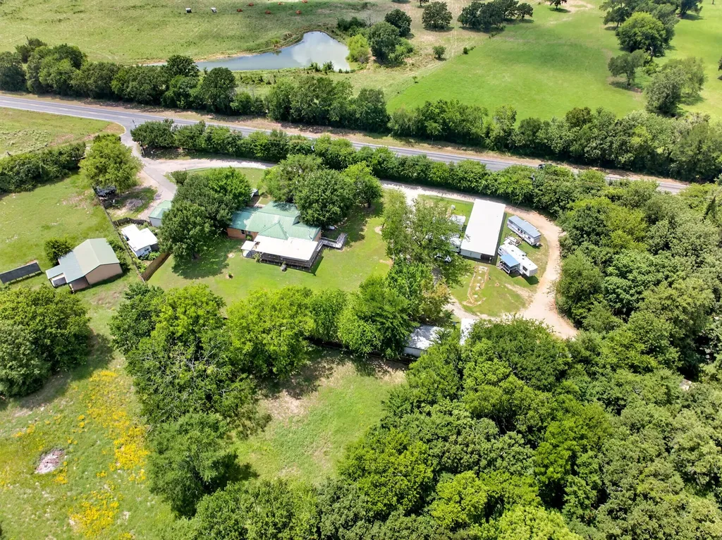 111 Vz County Road 2806 Mabank TX 75147