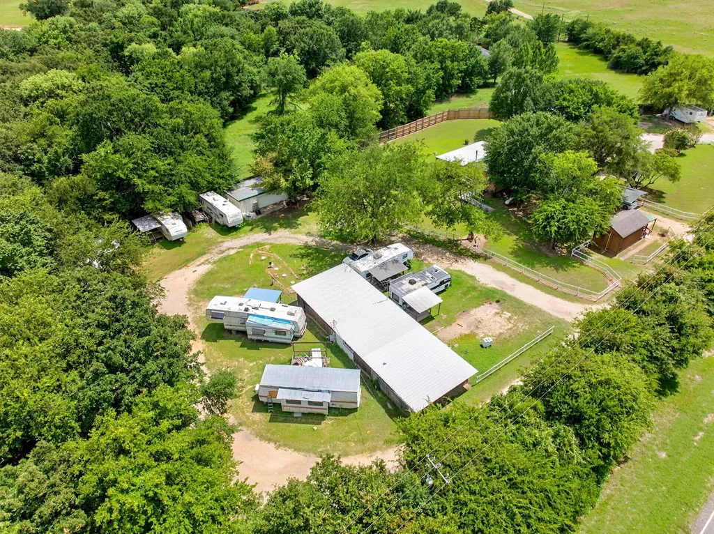 111 Vz County Road 2806 Mabank TX 75147