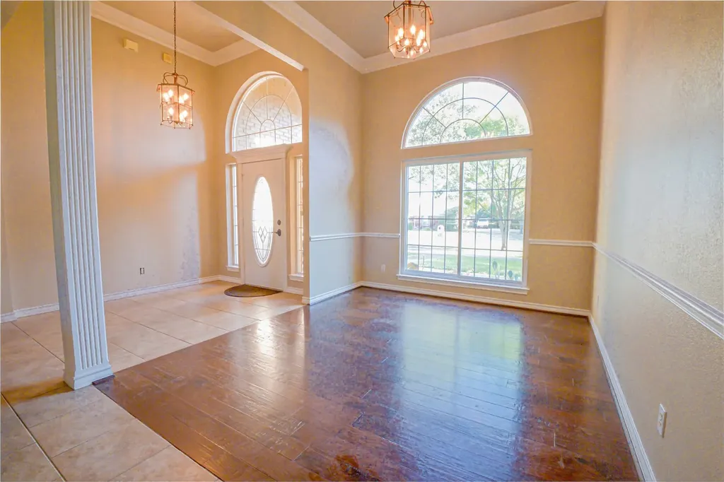 182 Lakeview Drive Aledo TX 76008