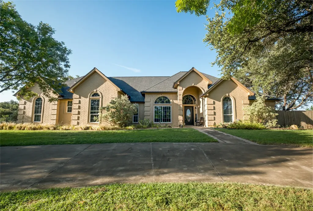 182 Lakeview Drive Aledo TX 76008