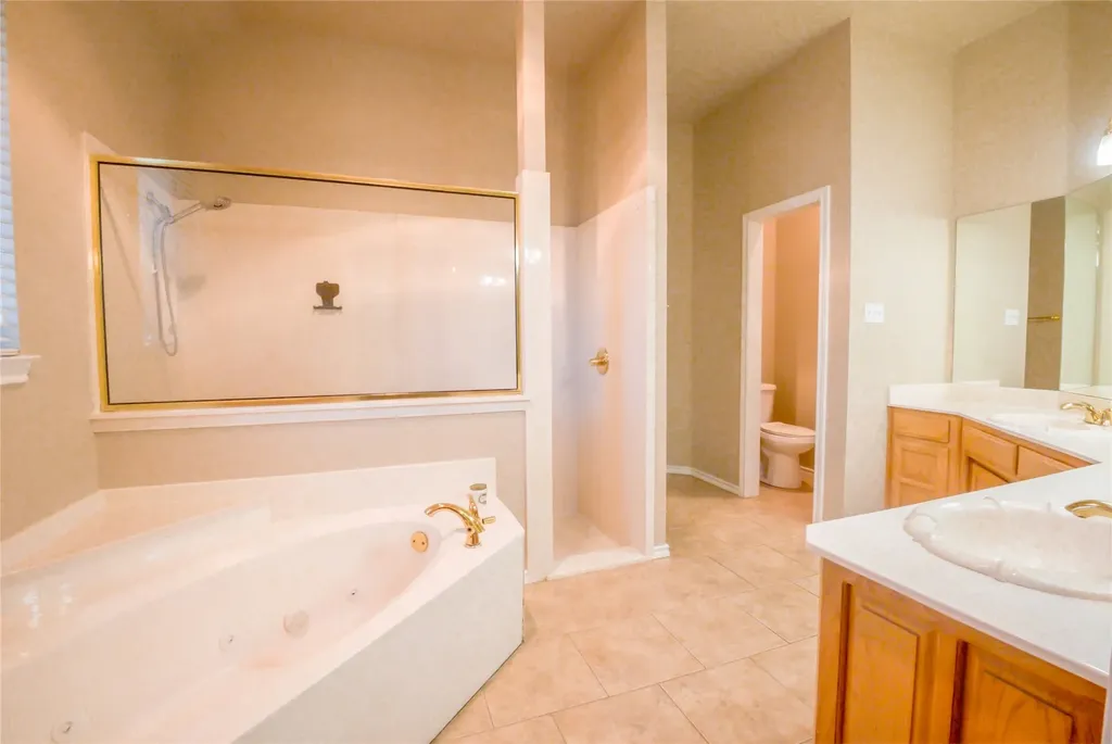 182 Lakeview Drive Aledo TX 76008