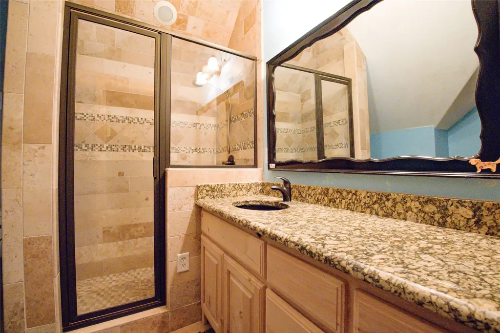 182 Lakeview Drive Aledo TX 76008