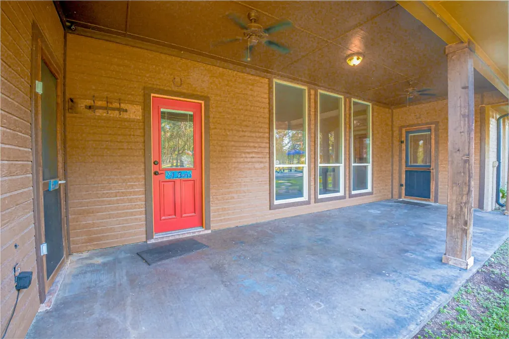 182 Lakeview Drive Aledo TX 76008
