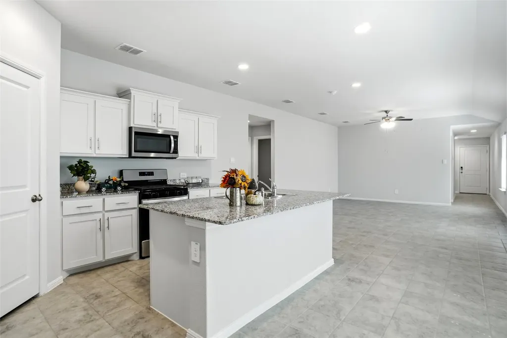 162 Greengate Drive Boyd TX 76023