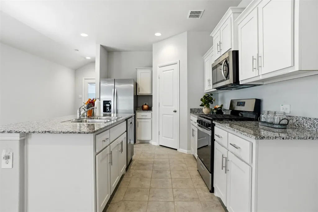 162 Greengate Drive Boyd TX 76023