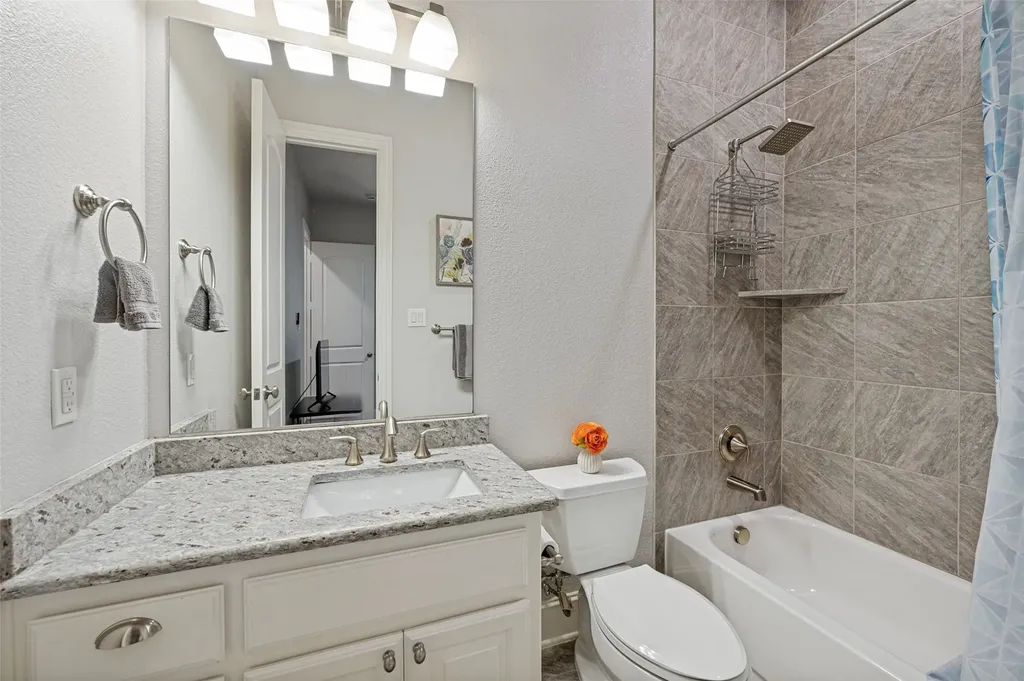 635 Fountainview Drive Irving TX 75039