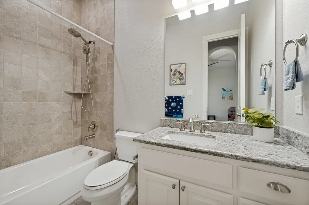 635 Fountainview Drive Irving TX 75039