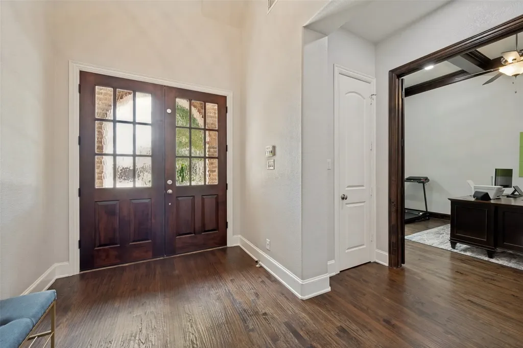 635 Fountainview Drive Irving TX 75039