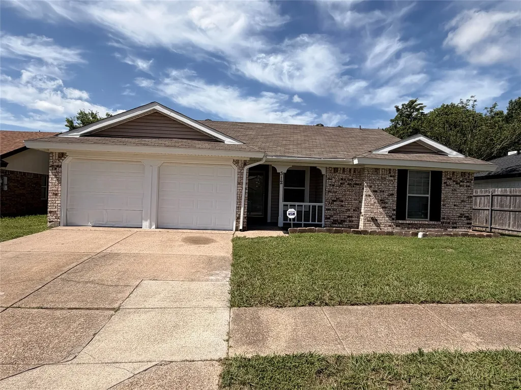 312 Juniper Drive Arlington TX 76018