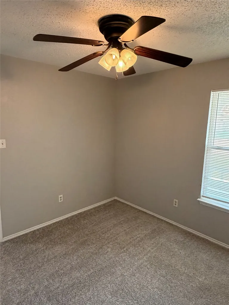 312 Juniper Drive Arlington TX 76018