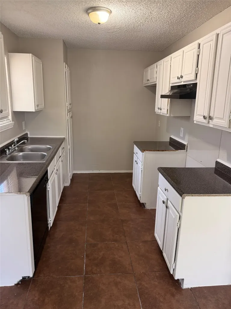 312 Juniper Drive Arlington TX 76018