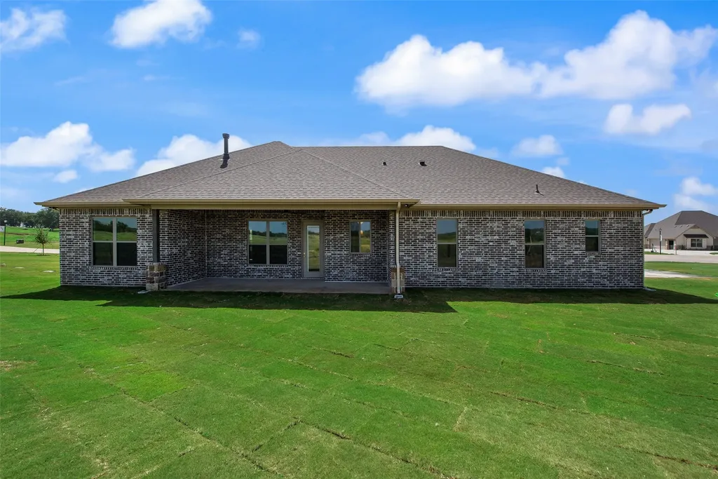 100 Eagle Court Glen Rose TX 76077