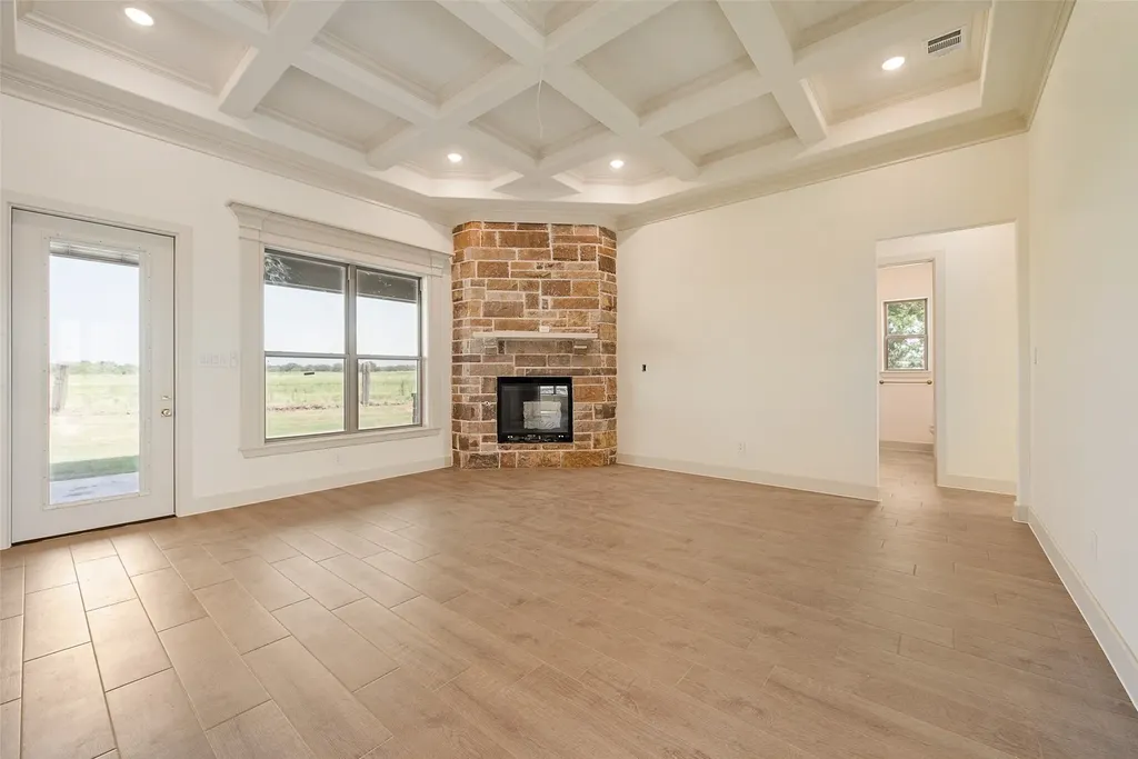100 Eagle Court Glen Rose TX 76077