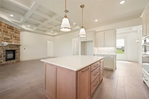 100 Eagle Court Glen Rose TX 76077