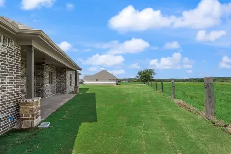 100 Eagle Court Glen Rose TX 76077