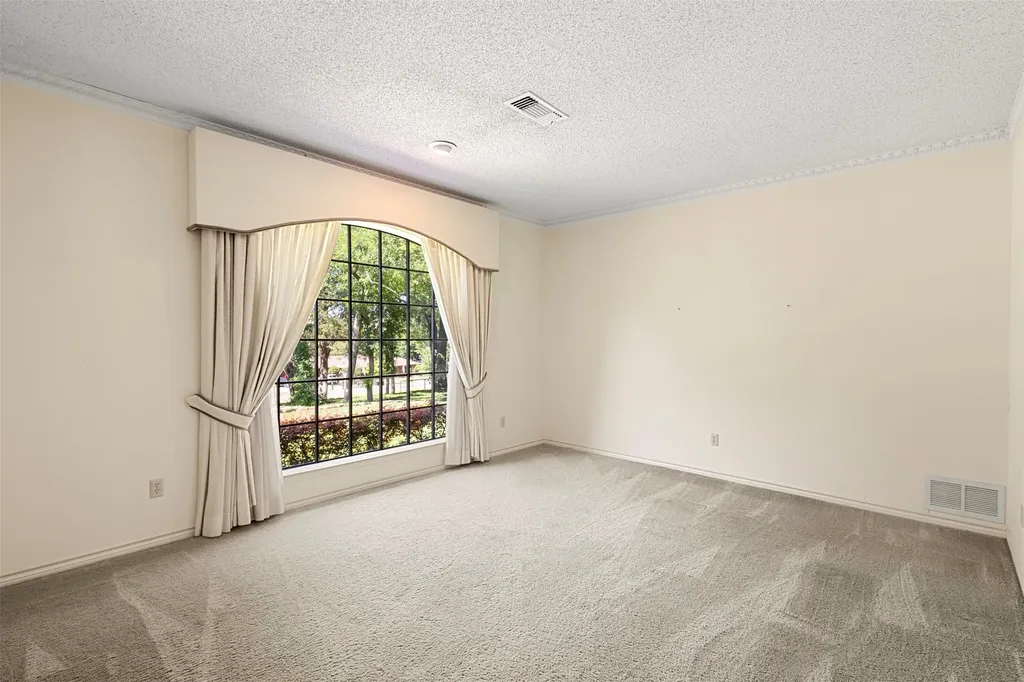 110 Cedar Drive Oak Leaf TX 75154