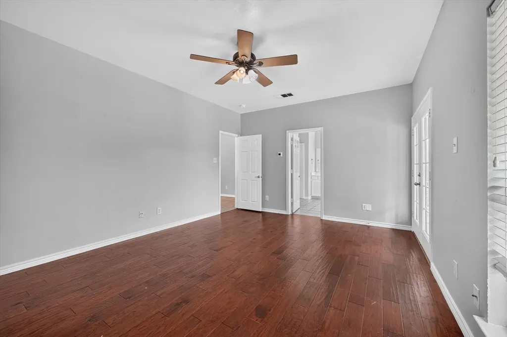 1013 Wenk Drive Aubrey TX 76227