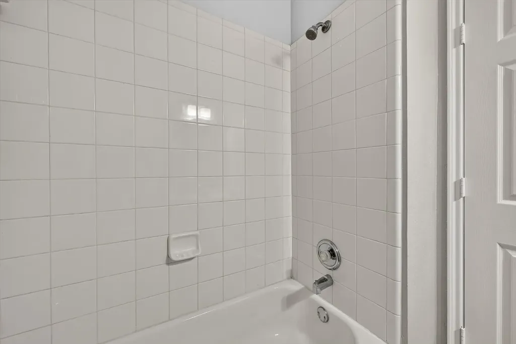 1013 Wenk Drive Aubrey TX 76227