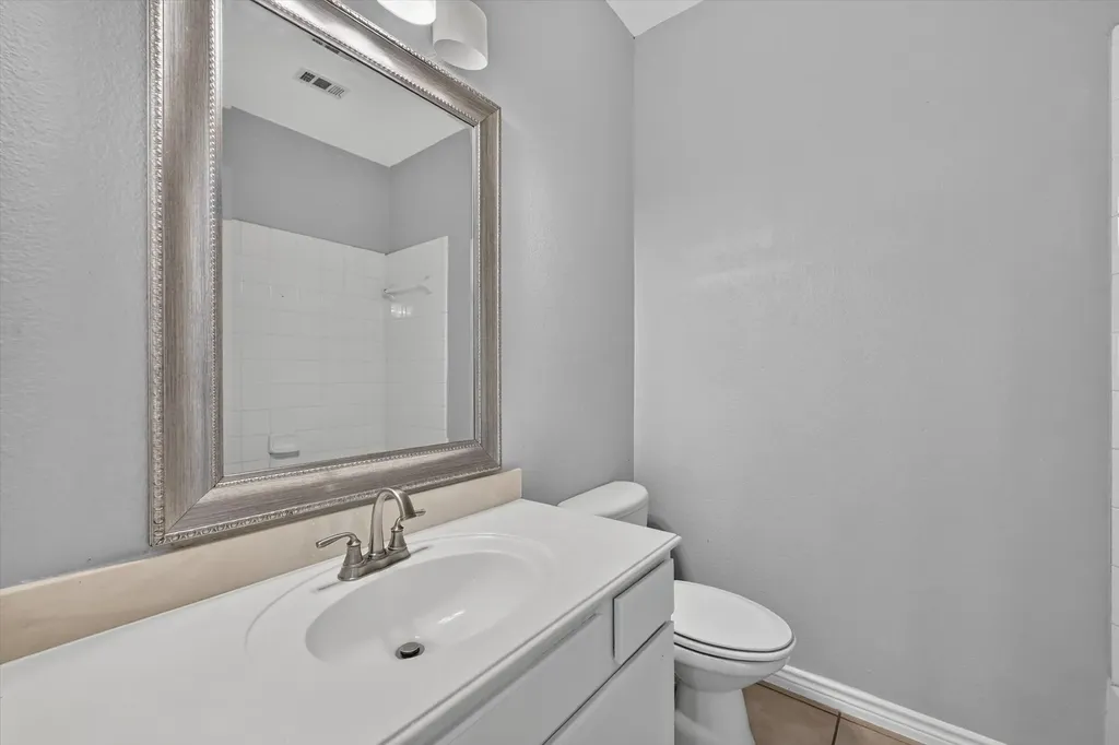 1013 Wenk Drive Aubrey TX 76227