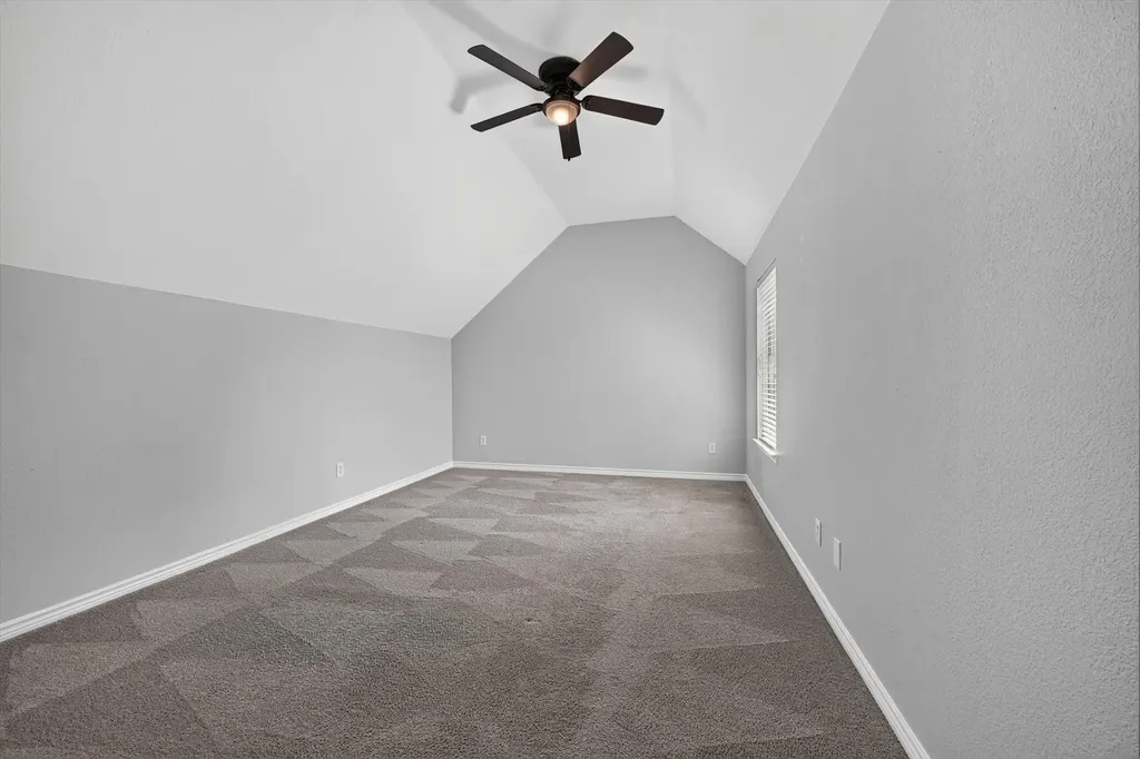 1013 Wenk Drive Aubrey TX 76227