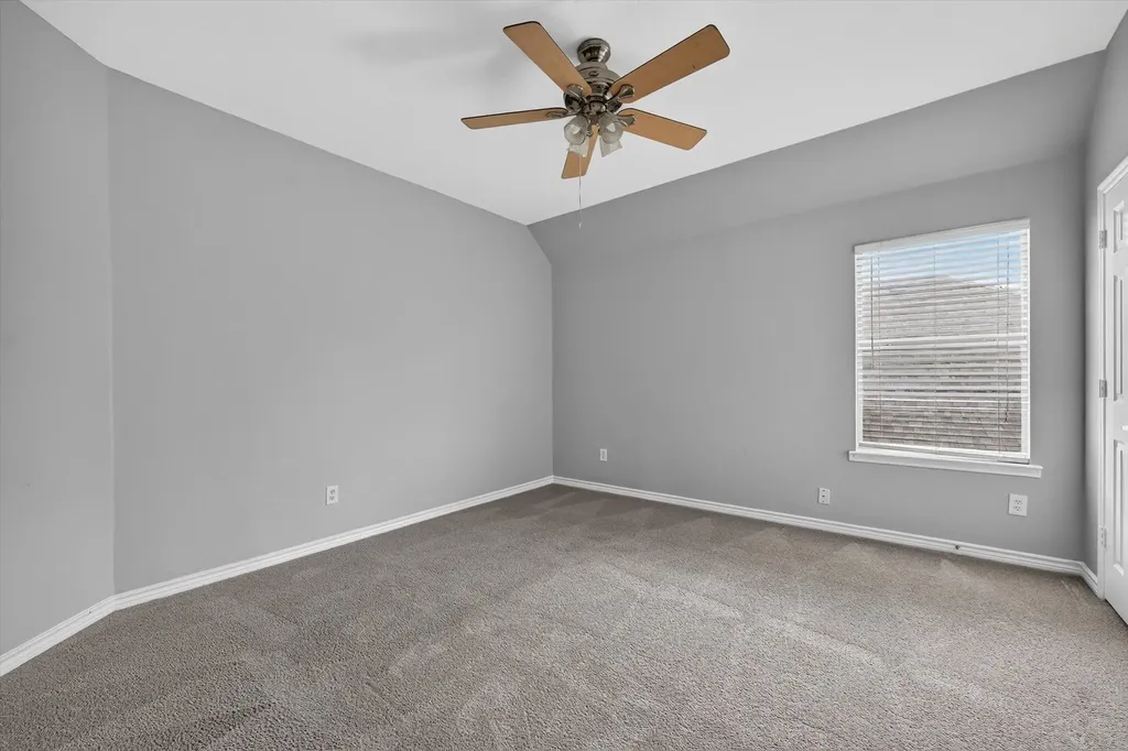 1013 Wenk Drive Aubrey TX 76227