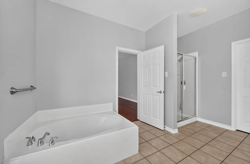 1013 Wenk Drive Aubrey TX 76227