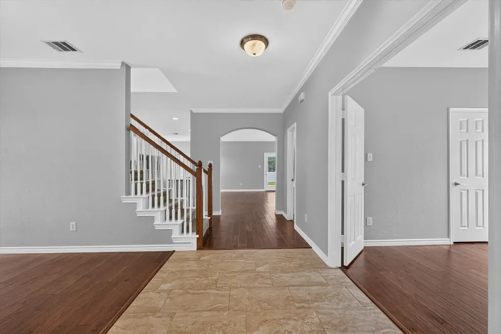 1013 Wenk Drive Aubrey TX 76227