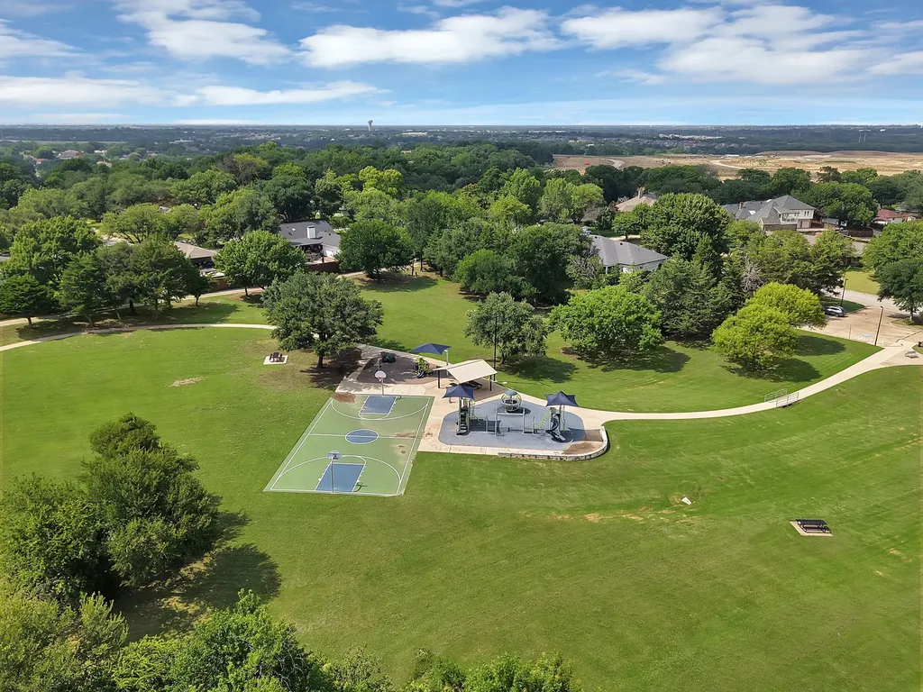 1618 Comanche Trail Garland TX 75043
