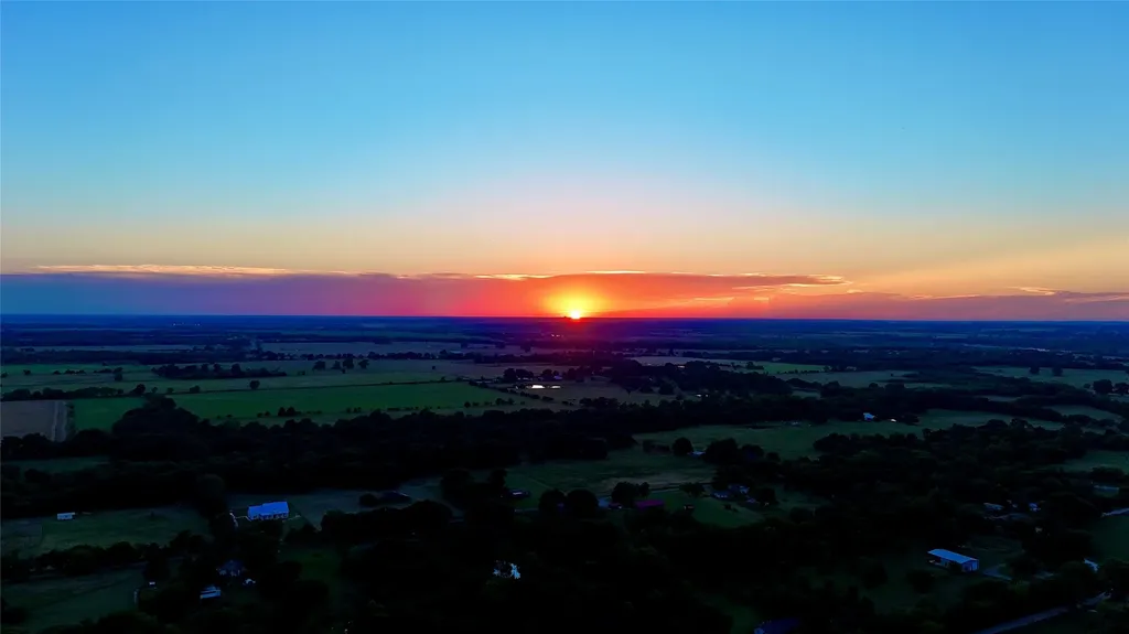 Lot 3 County Road 2130 Telephone TX 75488