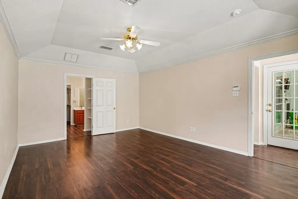 1249 Cross Creek Drive Kennedale TX 76060
