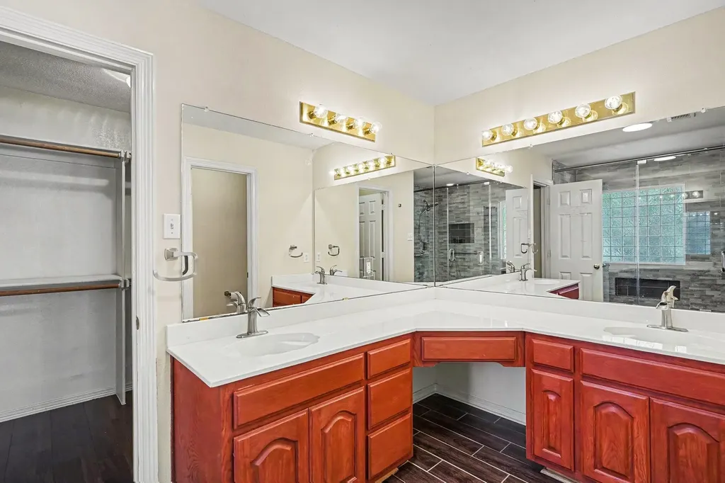 1249 Cross Creek Drive Kennedale TX 76060