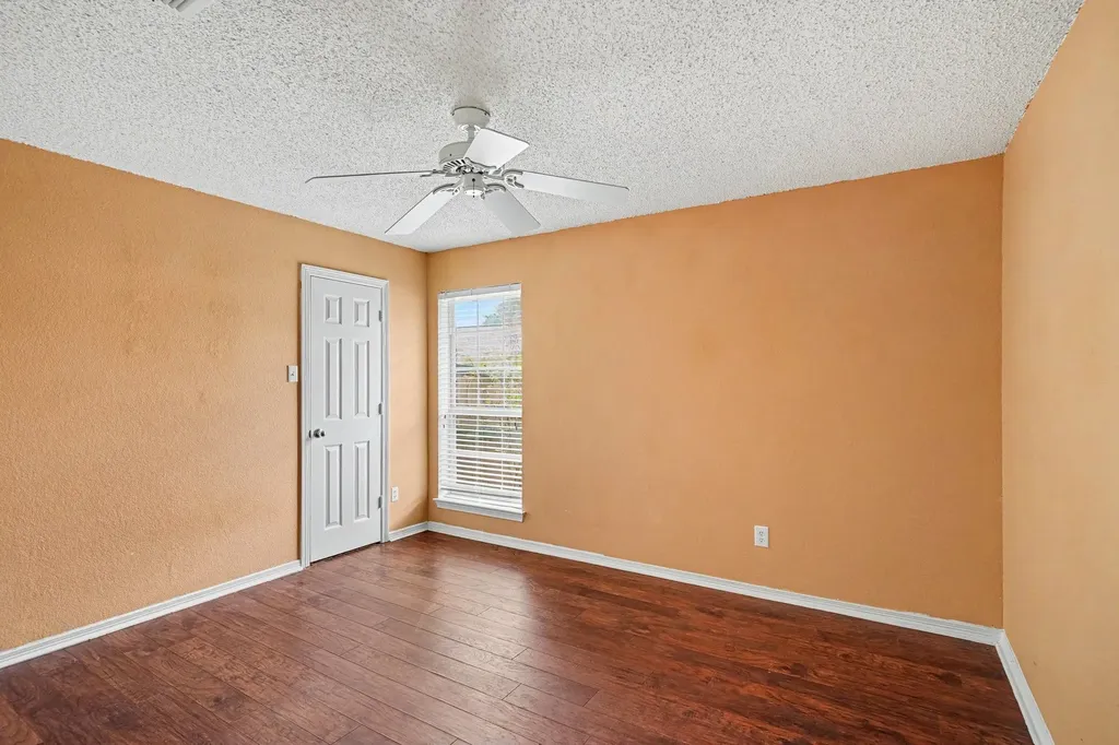 1249 Cross Creek Drive Kennedale TX 76060