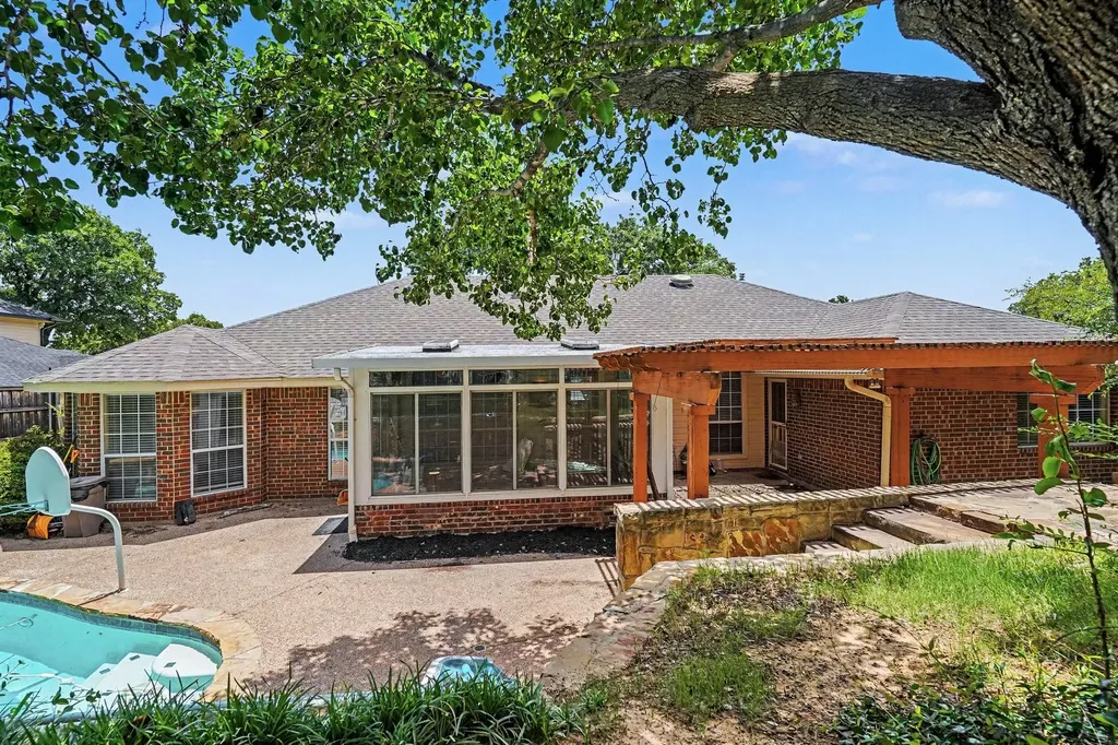 1249 Cross Creek Drive Kennedale TX 76060