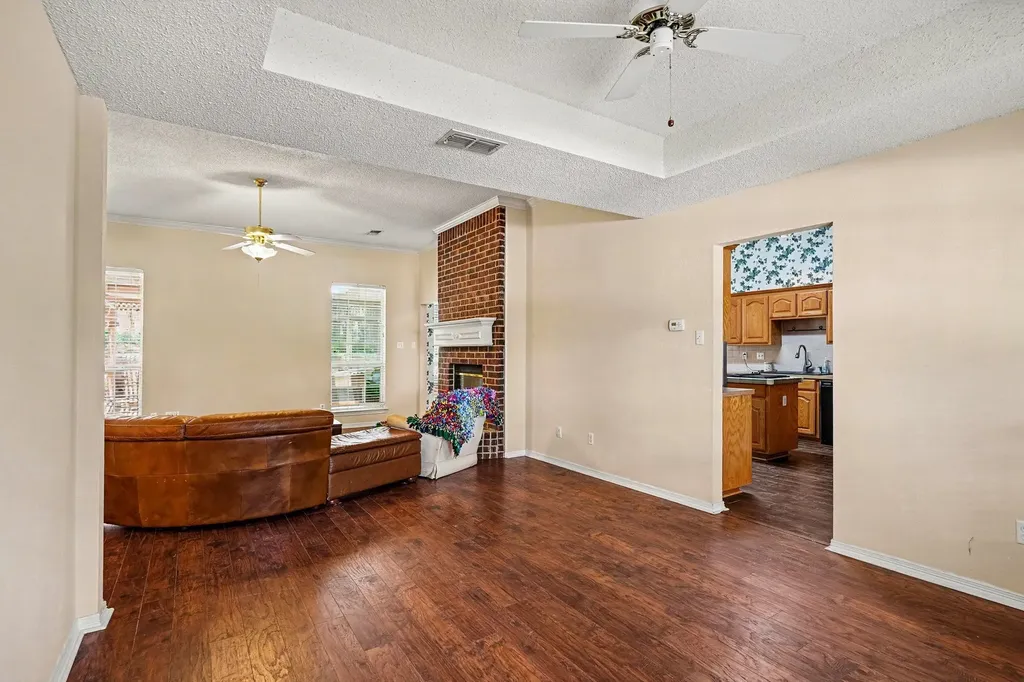 1249 Cross Creek Drive Kennedale TX 76060