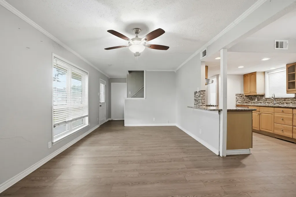 2430 Mark Drive Mesquite TX 75150