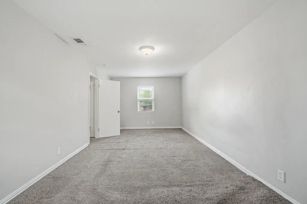 2430 Mark Drive Mesquite TX 75150