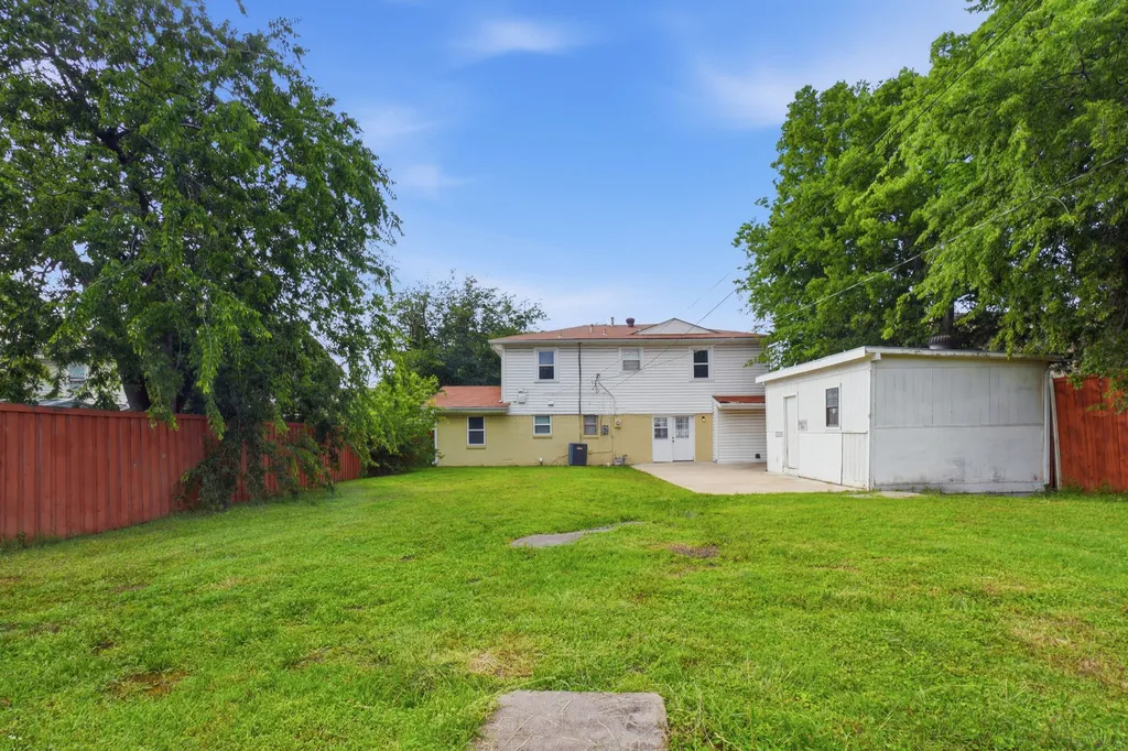 2430 Mark Drive Mesquite TX 75150