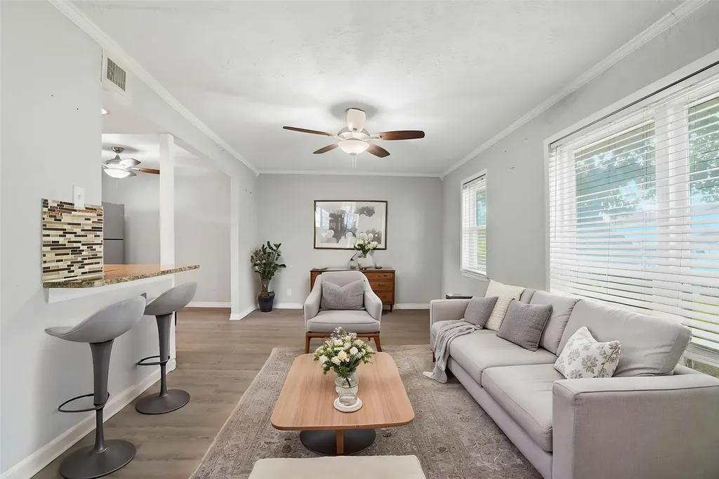 2430 Mark Drive Mesquite TX 75150