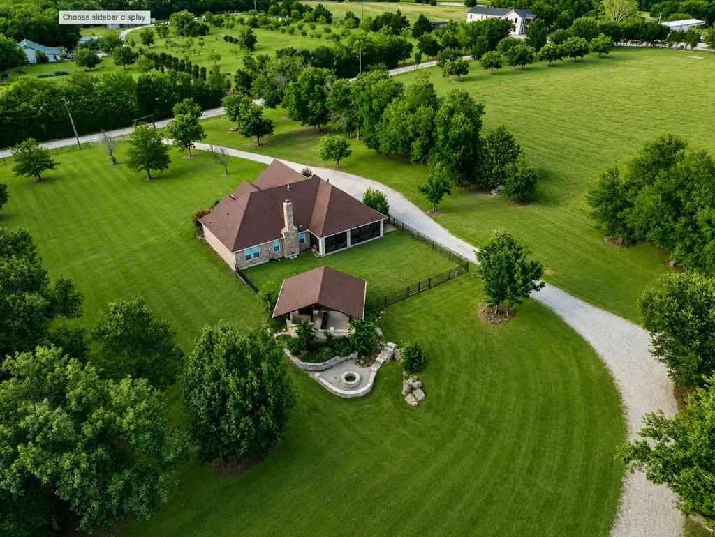 16900 County Road 706 Leonard TX 75452