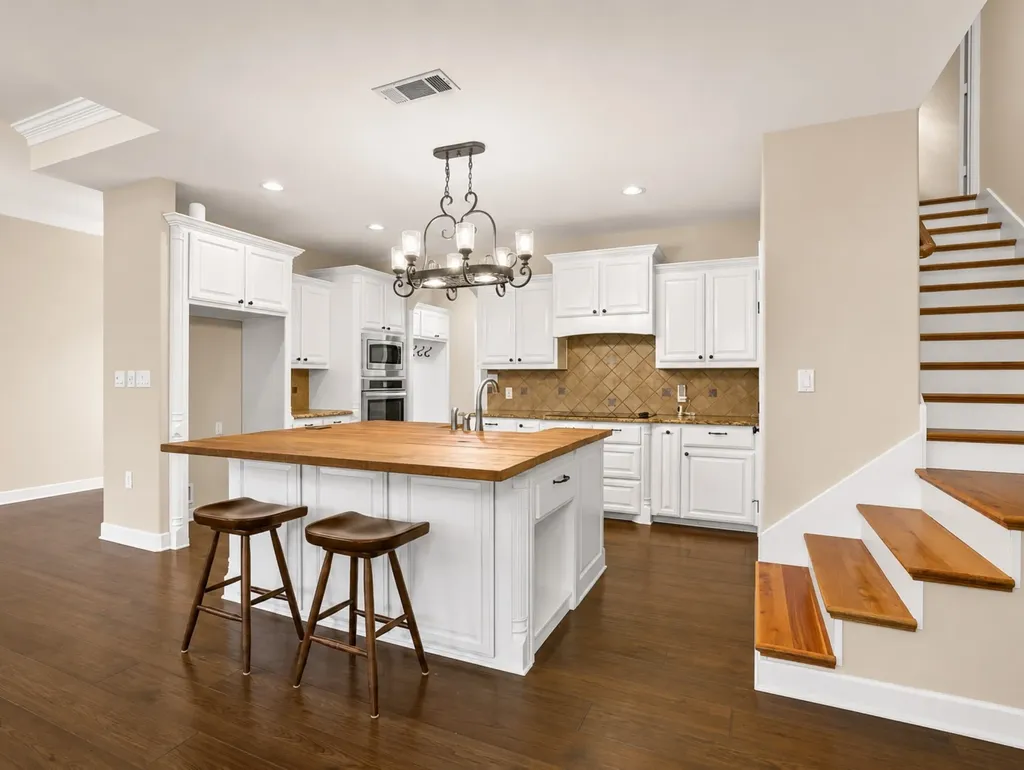 16900 County Road 706 Leonard TX 75452