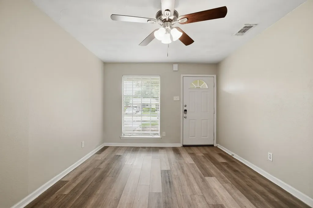 2301 Narobi Place Mesquite TX 75149