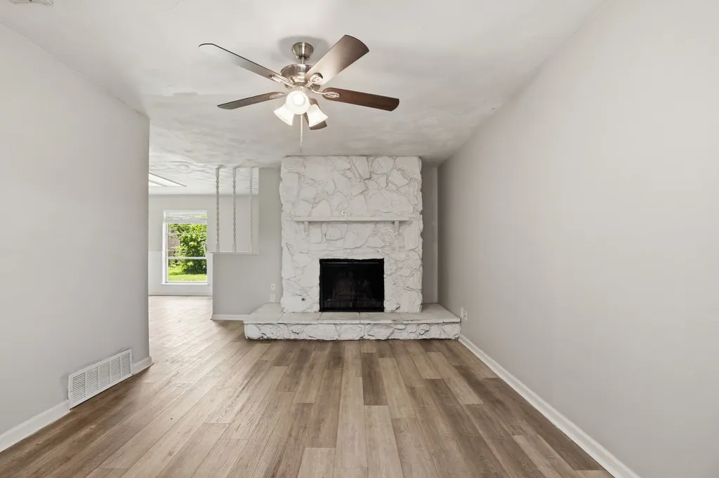 2301 Narobi Place Mesquite TX 75149